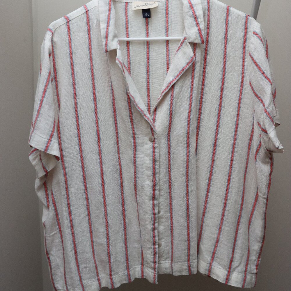 Cropped linen t-shirt